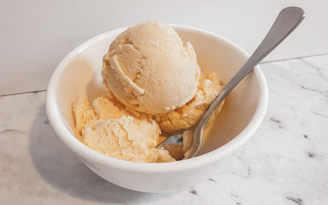 Homemade vanilla ice cream (real foods ingredients, no machine)